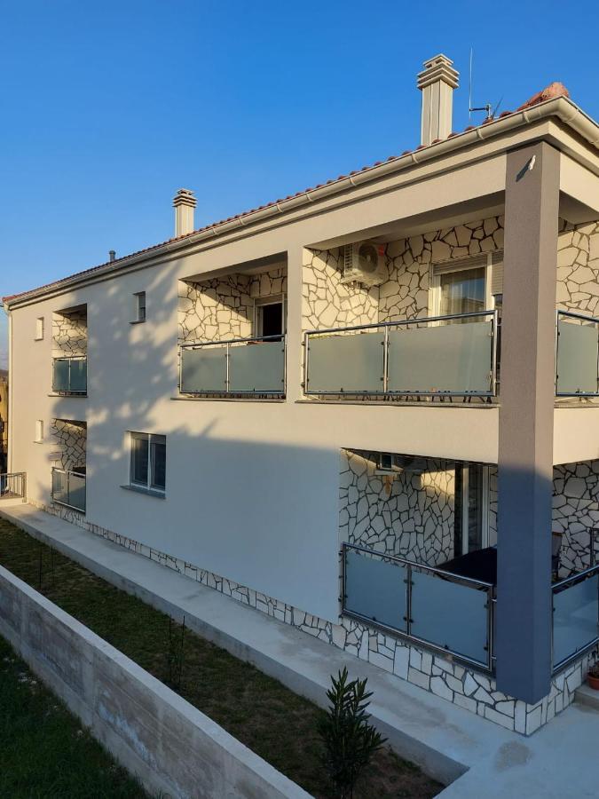 Apartmani Gimi Shine Vrsi Luaran gambar